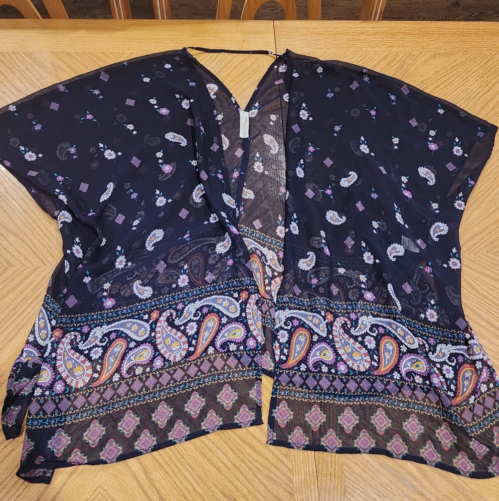 Love Tree Happens Purple Paisley & Daisy Kimono, S/M